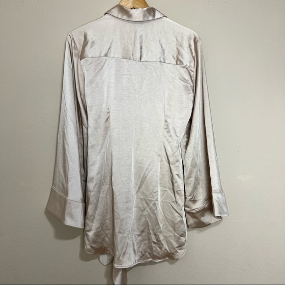 Song of Style • Marta Dress in Champagne - Picture 4 of 8